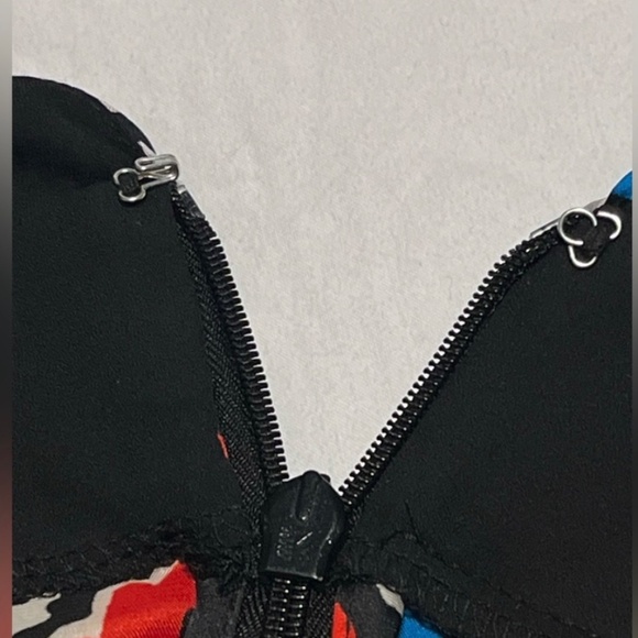 TOPSHOP Women”s Primary Floral In Black Tiered  Midi Dress Size 4 - Picture 12 of 14